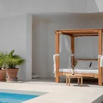 The Whitestone Apartment Split