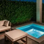 Apartment The Whitestone *