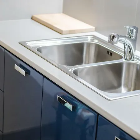 The Whitestone * Split